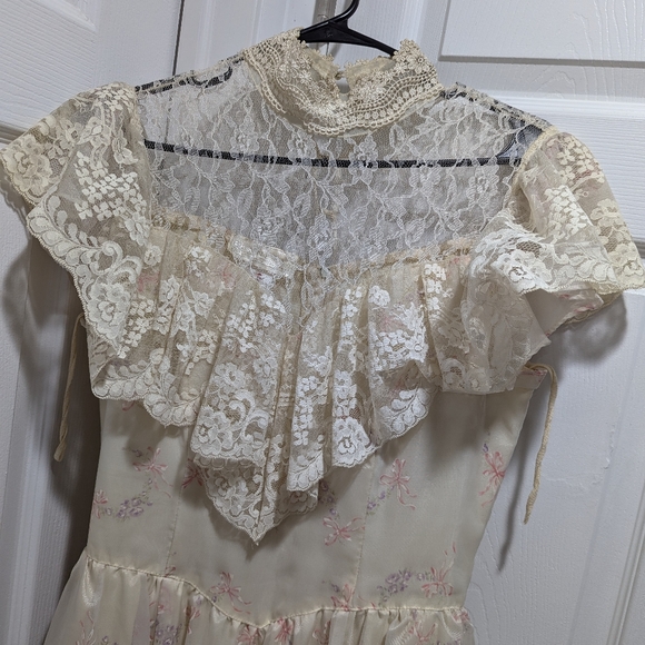 Gunne Sax | Jessica McClintock | VINTAGE | Southern Bell Ball Gown | Size 11 - Picture 16 of 16